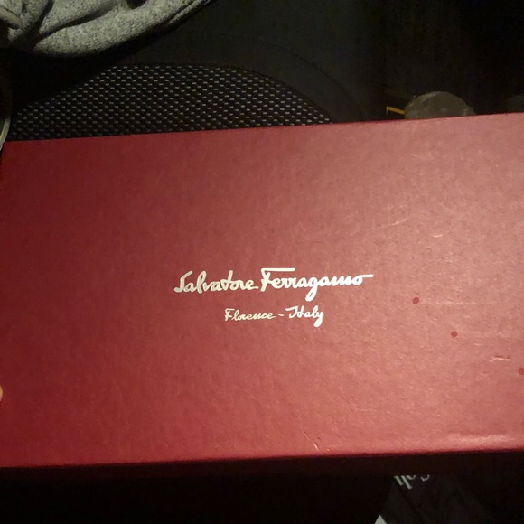 Brand new with tags, box &authenticity main image 7